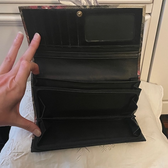 Vivienne Westwood Plaid Wallet - Red, Black, Cream - Picture 14 of 15